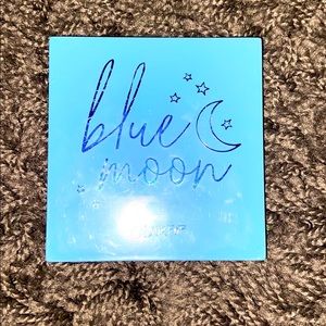 Blue Moon Makeup Palette